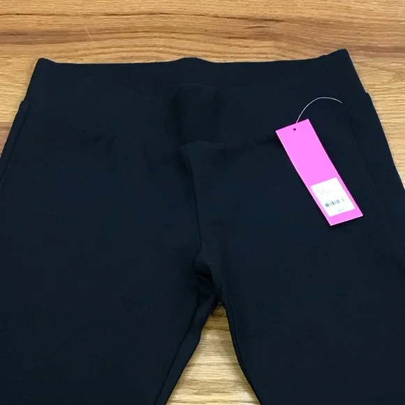 Lilly Pulitzer Mia Crop Flare Ponte - Picture 8 of 14